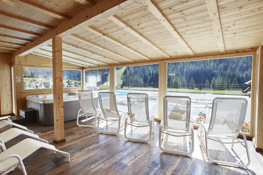 Hotel Haus Michaela Sappada Kültér fotó