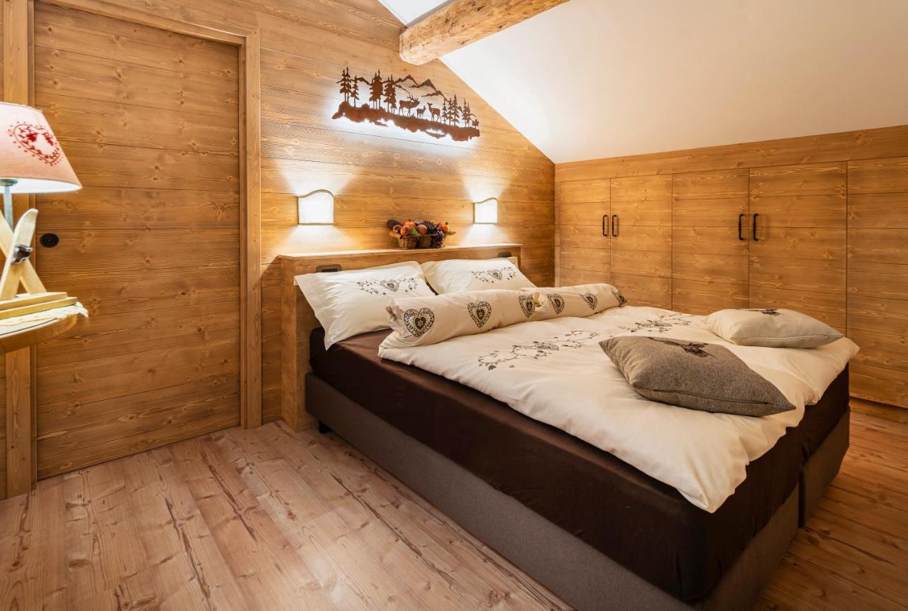 Hotel Haus Michaela Sappada Kültér fotó